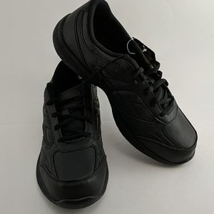 TredSafe woman slip resistant shoes sz 10W…